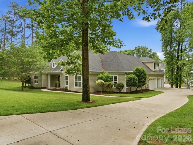 Building Photo - 505 Stonemarker Rd