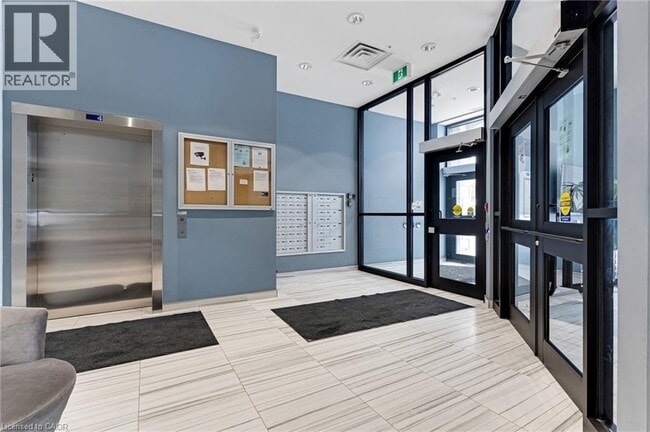 Photo du bâtiment - 195 Commonwealth St