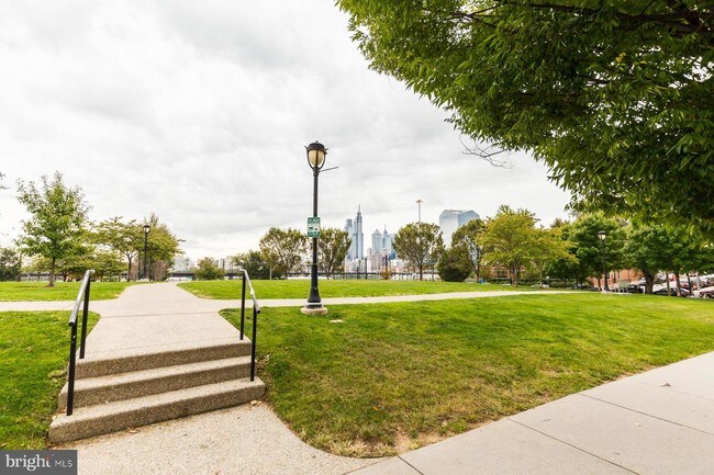 Foto del edificio - 310 N 32nd St