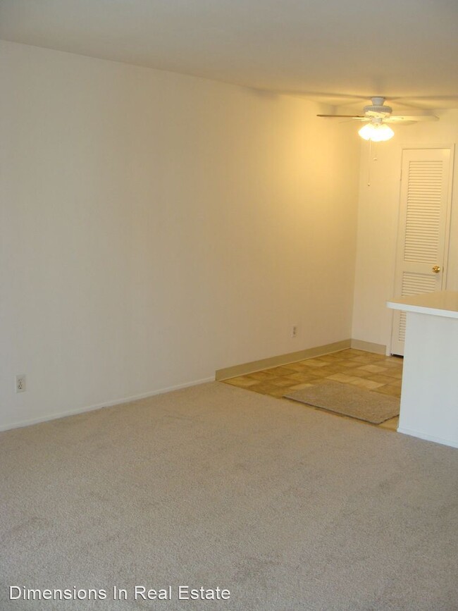 Building Photo - 1464-1466 Granite Hills Dr