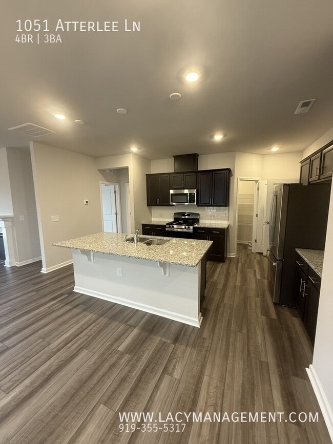 Building Photo - 1051 Atterlee Ln