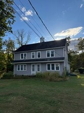 Building Photo - 517 Hamden Rd