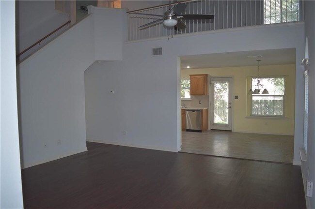 Foto del edificio - 3644 Spring Canyon Trail