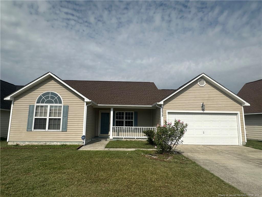 Foto principal - 2532 Cameron Woods Ln