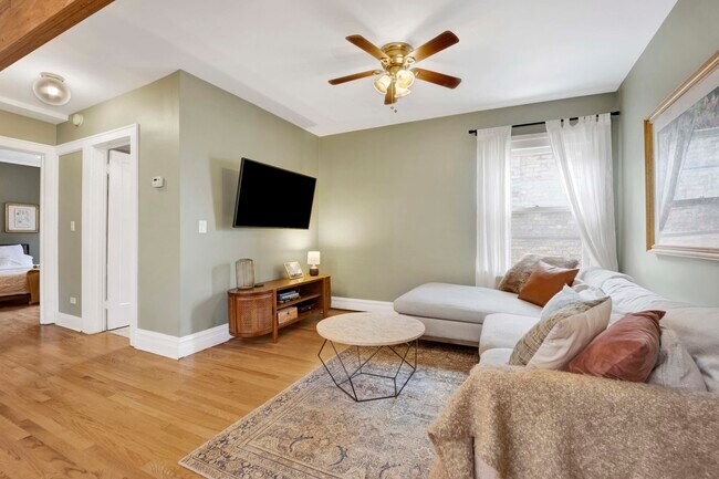 Foto del edificio - 5912 W Grace St