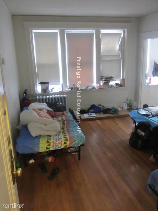 Building Photo - 1163 Boylston St