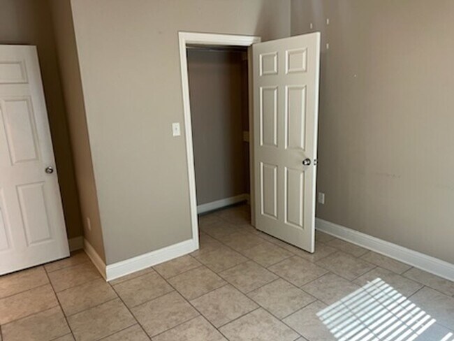 Foto del edificio - 3982 Mobley Cir