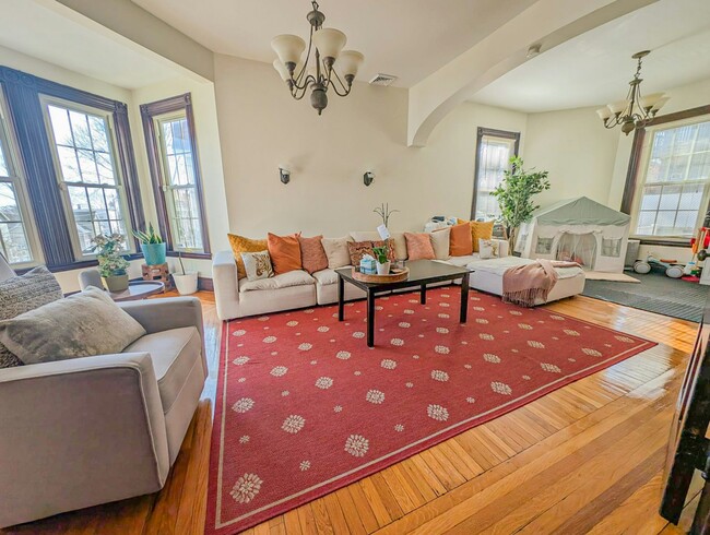 Foto del edificio - 15 Rosseter St