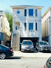 Building Photo - 162 W 53rd St