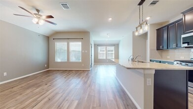 Building Photo - 1014 Barstow Dr