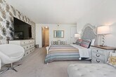 Foto principal - 195 N Harbor Dr