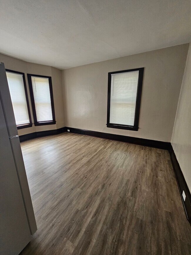 Foto del edificio - 602 E 14th St