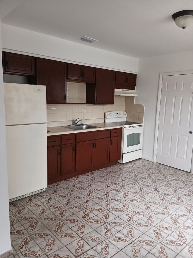 Kitchen - 3148 SW 22nd Ter