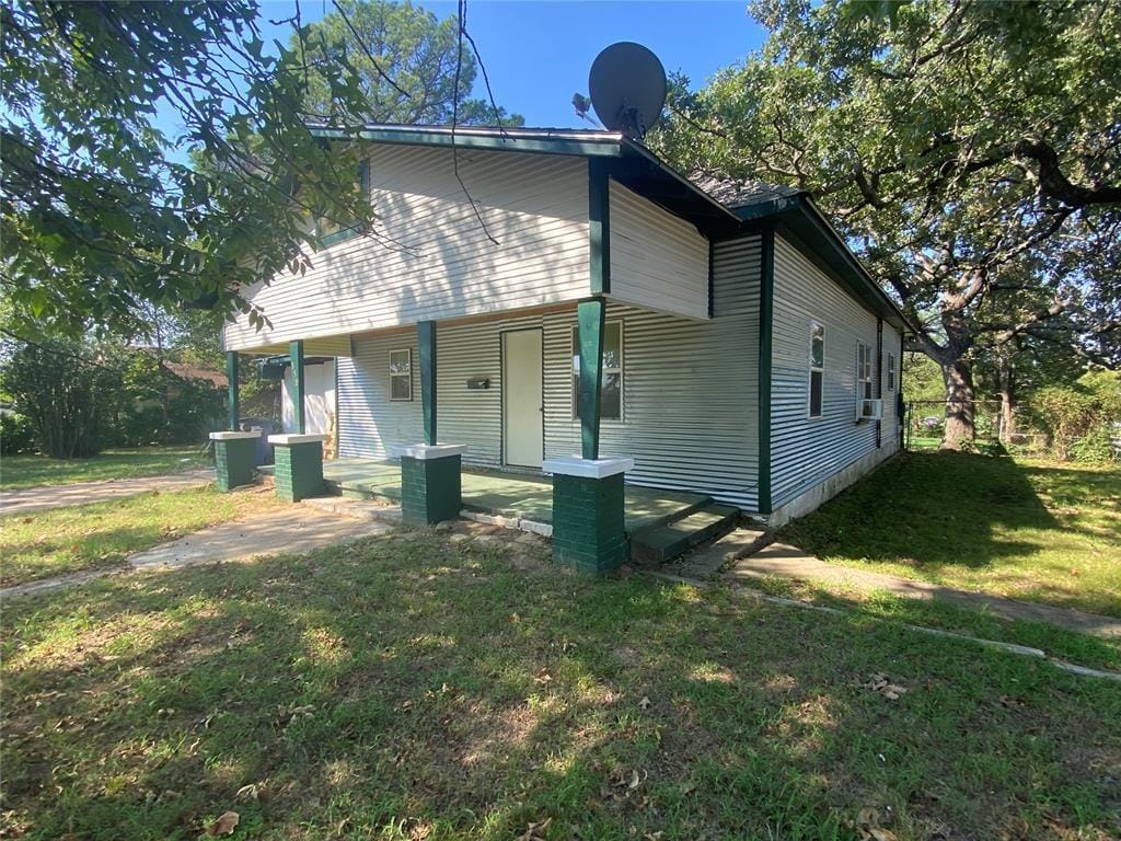 Primary Photo - 339 N 7th St