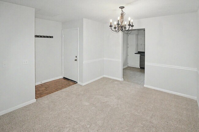 Building Photo - 3200 Heathstead Place