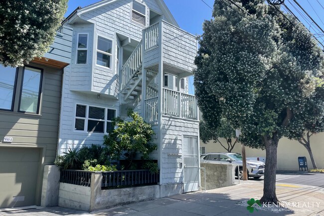 Foto del edificio - 909 Wisconsin St
