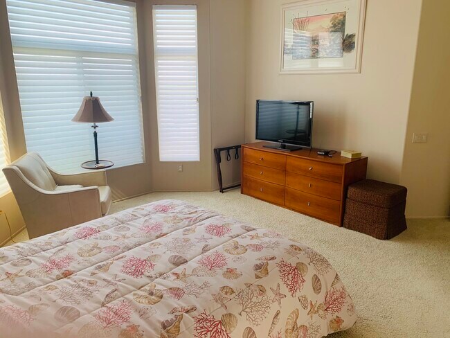 Foto del edificio - 35145 Rosemont Dr