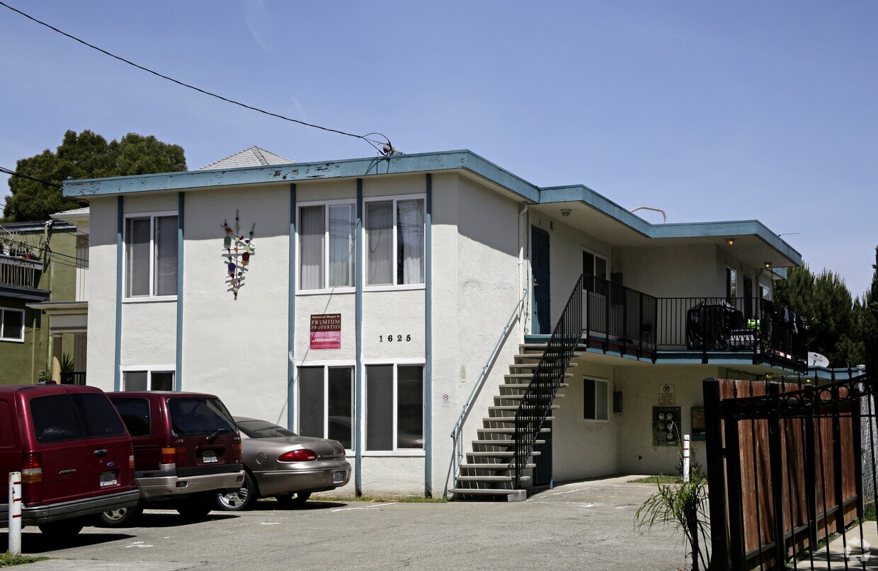 Primary Photo - 1625 Prince St