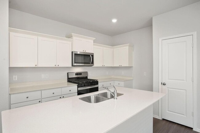 Foto del edificio - 3301 Yellow Rose Dr