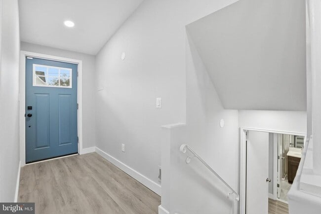 Foto del edificio - 6616 Beverly Ave