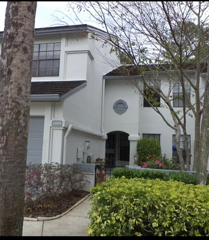 Foto del edificio - 4105 Brentwood Park Cir