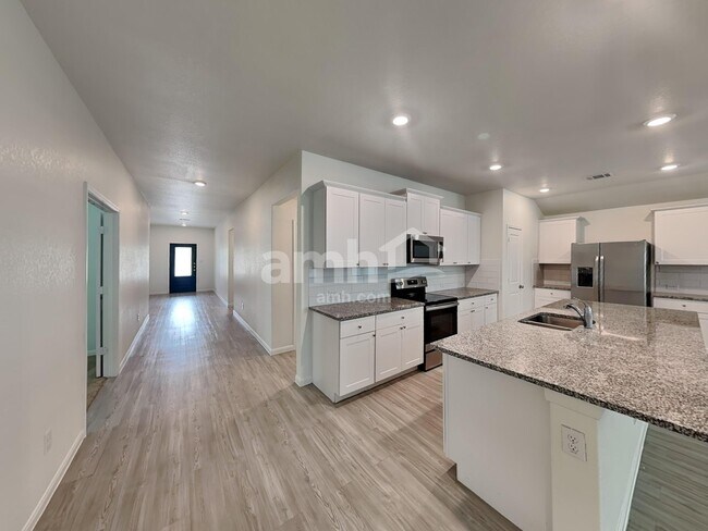 Foto del edificio - 2705 Iberia Ct