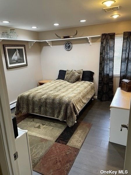 Foto principal - 268 Hallock Rd