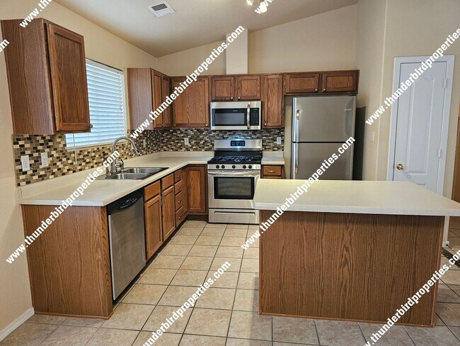 Building Photo - Rare single story 4 bedroom coming soon!