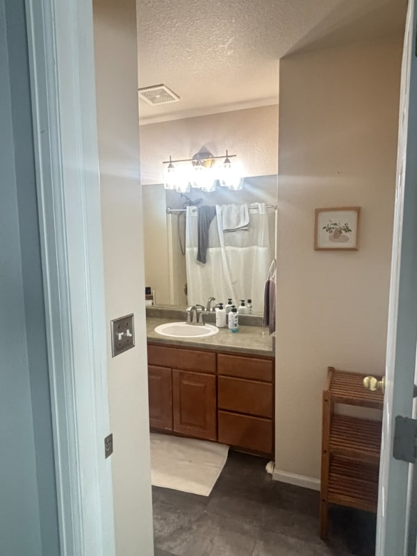 Building Photo - 10144 Madison St