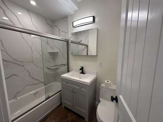 Photo - 19 Academy Dr Apartment