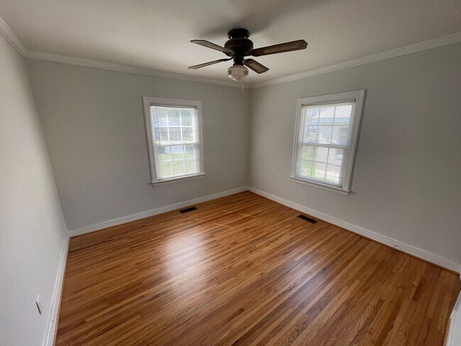 Foto del edificio - 2 Bedroom House with Large Bonus Room