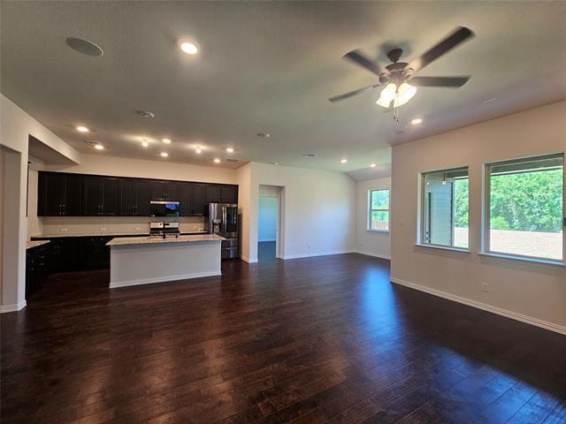 Building Photo - 1005 Baybrook Ln