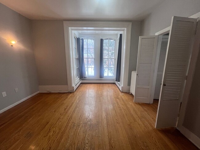 Foto del edificio - Heritage Hill 2 Bedroom - Heat included!