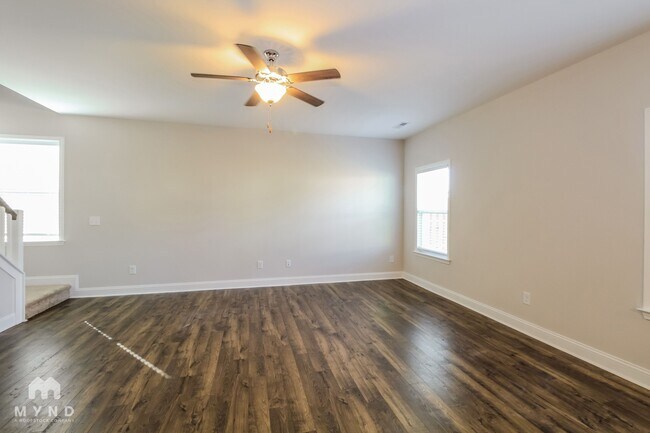 Foto del edificio - 7881 Waterwillow Dr