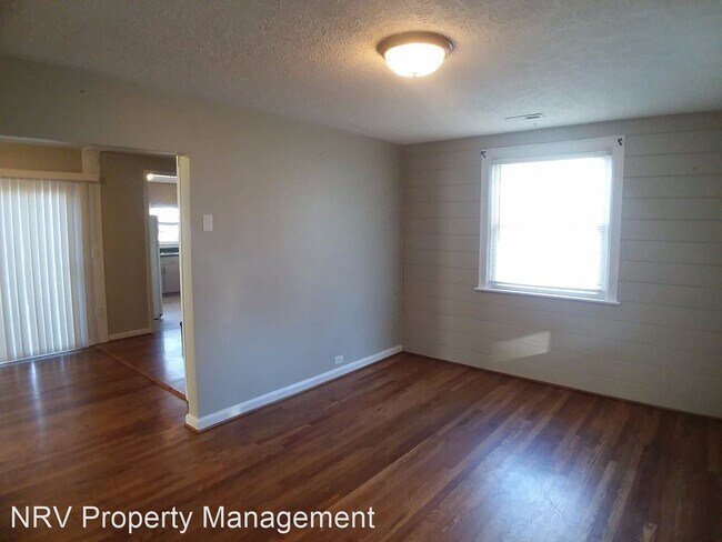 Building Photo - 3 br, 2 bath House - 106 Monroe Street