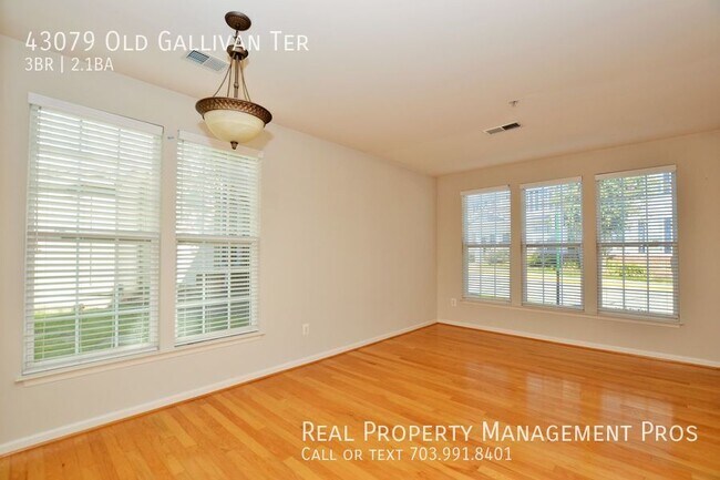 Building Photo - 43079 Old Gallivan Terrace