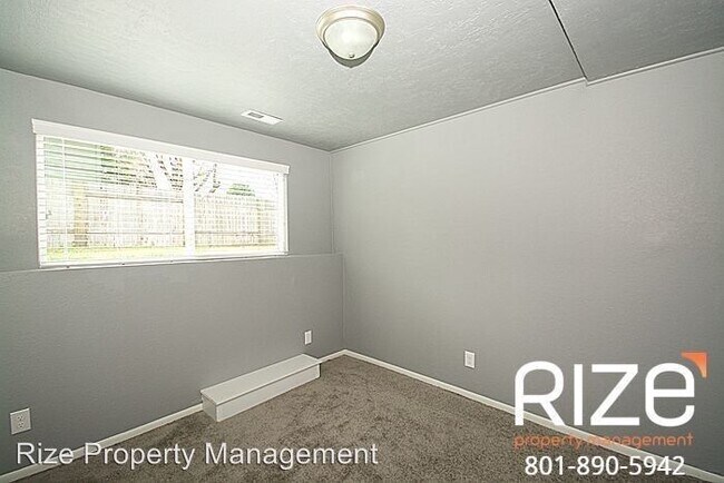 Building Photo - 4 br, 2 bath House - 4989 Cherrywood
