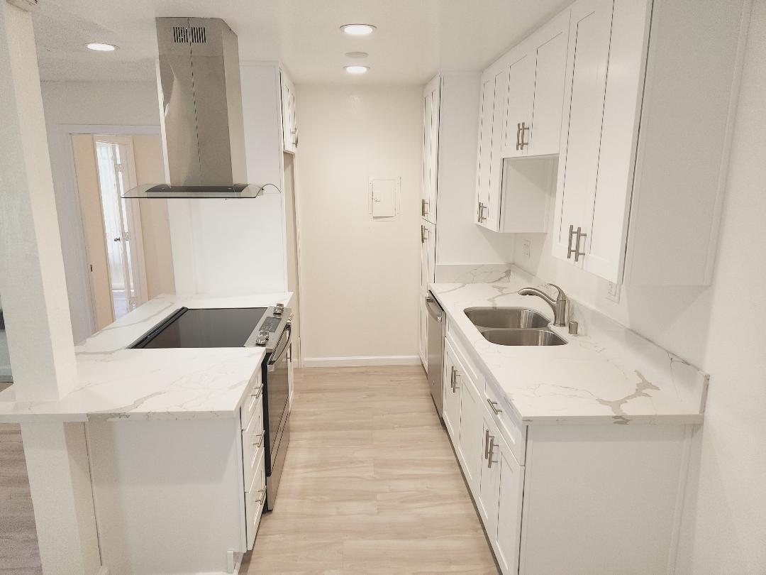 Foto principal - 1040 W MacArthur Blvd