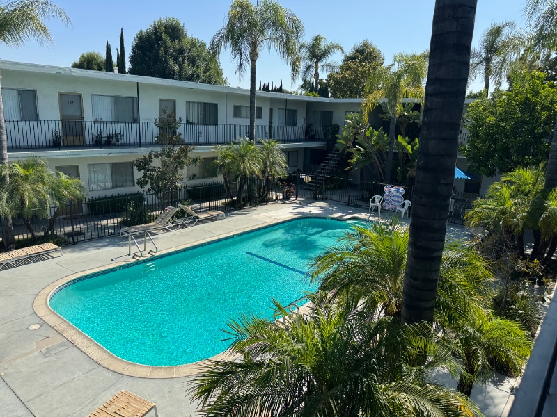 Primary Photo - 820 S Rosemead Blvd