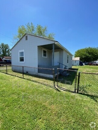 Building Photo - 2040 5th St