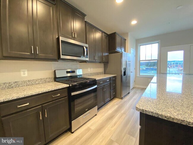 Foto del edificio - 1659 Magundy St