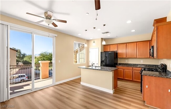 Foto del edificio - 1156 Via Laterna