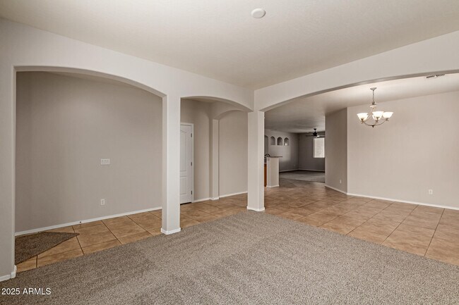 Foto del edificio - 42374 W Avella Dr