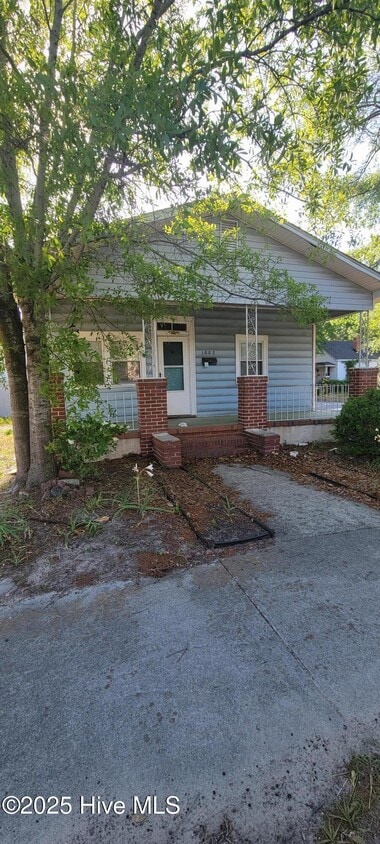 Primary Photo - 1002 S 7th St