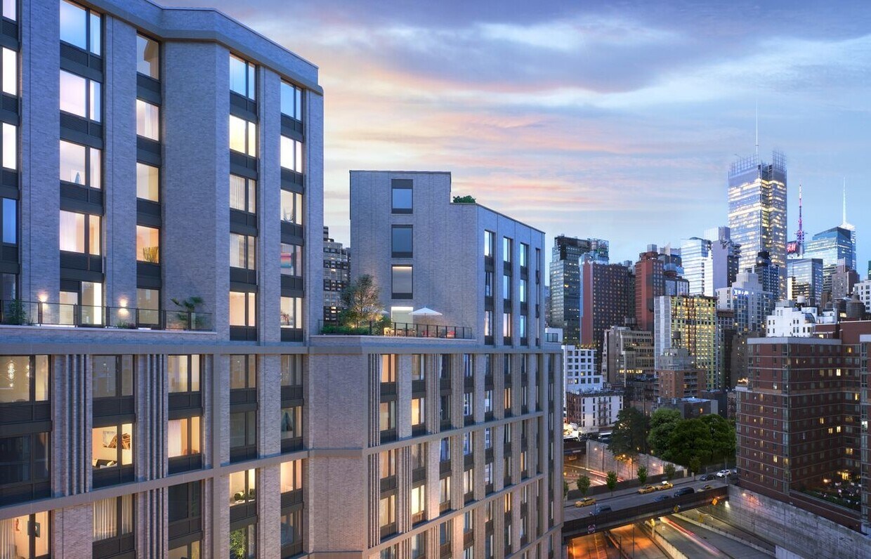 445 W 35th St Unit 3J, New York, NY 10001 Room for Rent in New York