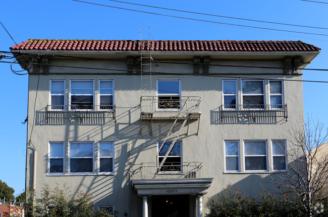 Building Photo - 1620 Fruitvale Ave