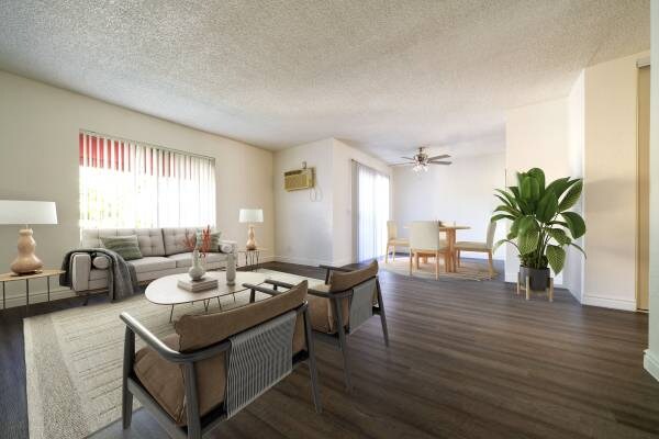 Foto del edificio - 1440 Oak Dr