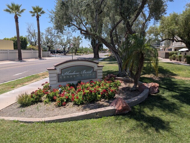 Foto del edificio - 2938 N 61st Pl Unit 135