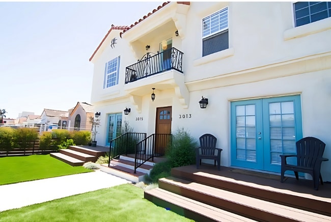 Building Photo - 3013 Somerset Dr