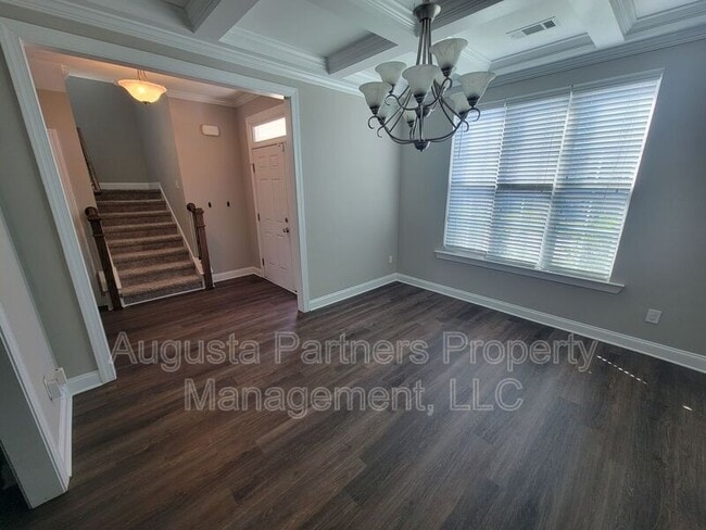 Building Photo - 1733 Ethan Way